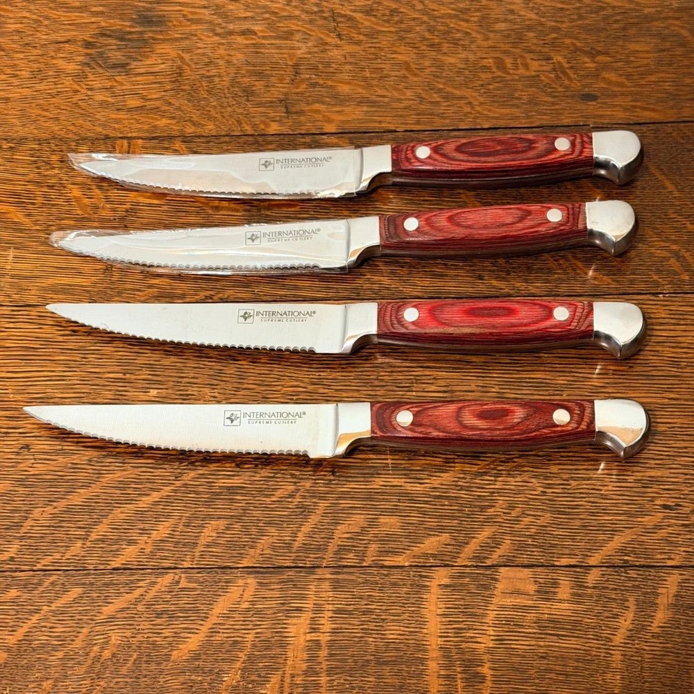 International Supreme Cutlery 4‎ Piece Steak Knife Set Red Pakkawood Wood Box